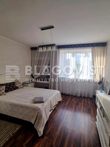 Антоновича вул. (Горького), 94-96