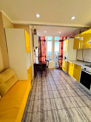 Українська вул., 83б, корп.6-9