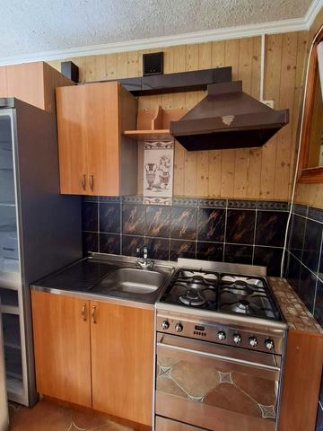 Петриківська вул., 10