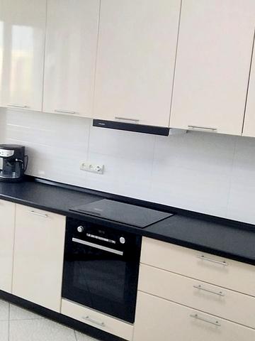 Середньофонтанська вул., 30/1