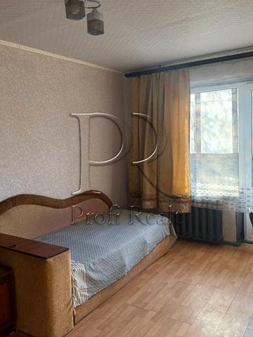 Воскресенська вул., 11-А