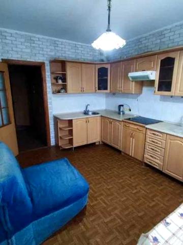 Драгоманова вул., 14