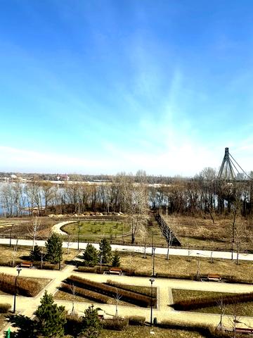 Володимира Івасюка просп. (Героїв Сталінграду), 2-Д