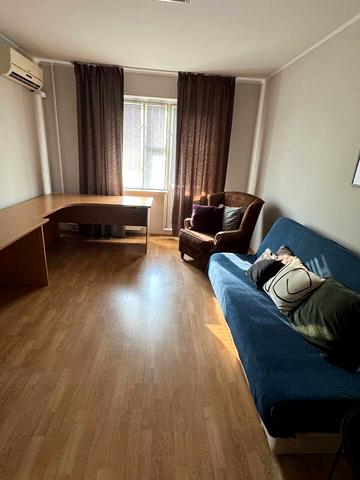 Червоної Калини просп. (Володимира Маяковського), 63-А