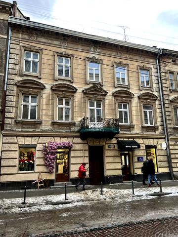 Пекарська вул., 20