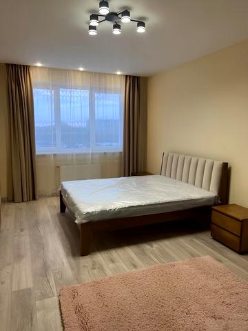 Героїв Крут вул., 11б