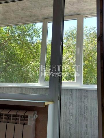 Морозова вул., 18