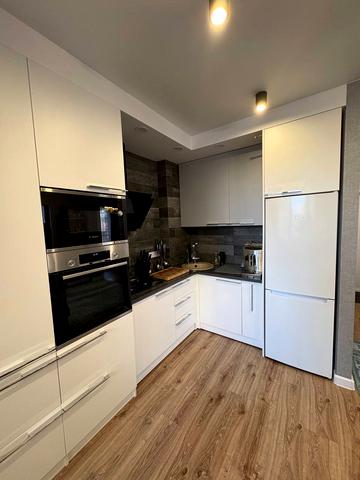 Академіка Шалімова вул., 59