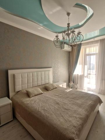 Аркадійське плато вул. (Гагаринське плато), 5б