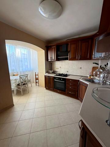 Євгена Чикаленка вул., 59д