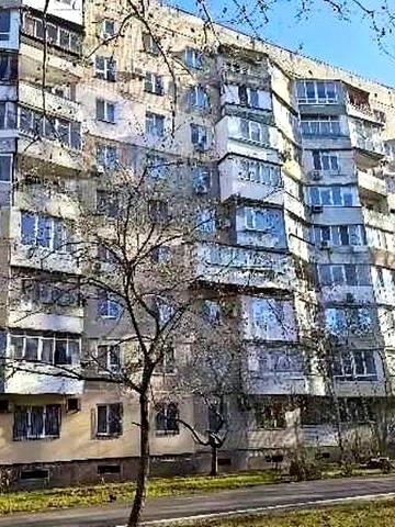 Варненська вул., 7/3