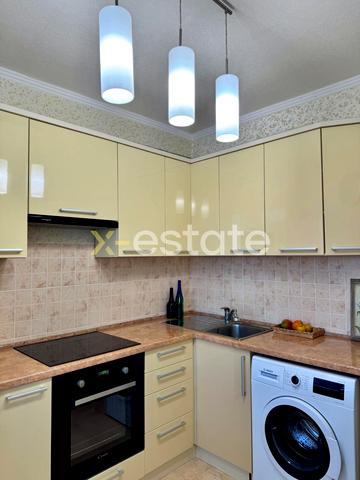 Олександра Поля просп. (Кірова), 98-В