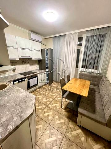 Симона Петлюри вул. (Черняховського), 21-В