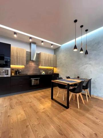 Гоголівська вул., 14