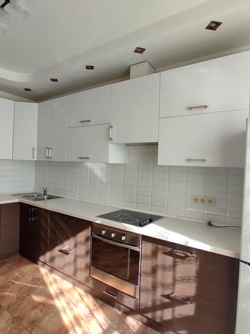 Героїв полку "Азов" вул. (Маршала Малиновського), 4-В