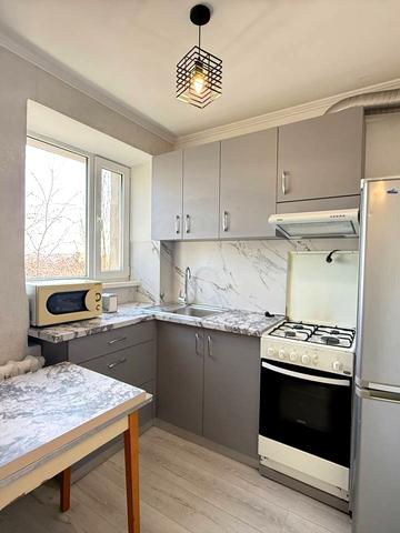 Вознесенська вул., 25