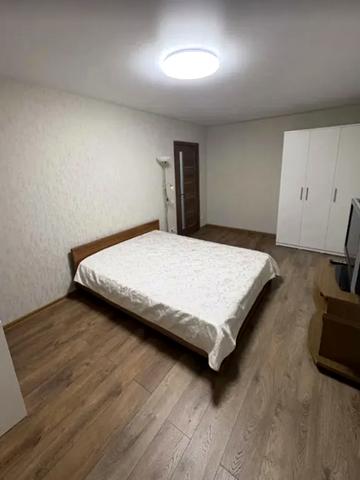 Науки просп. (Леніна), 21а