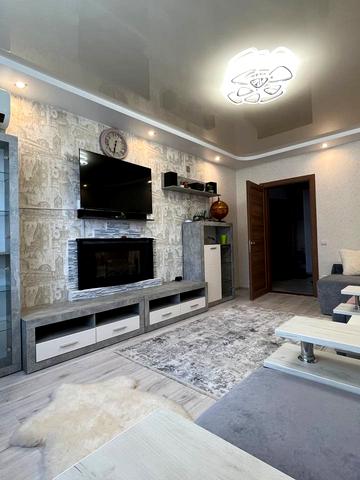 Бориса Антоненка-Давидовича вул., 1