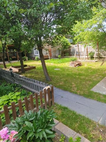 Козацька вул., 14