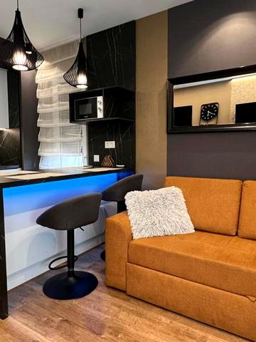 Предславинська вул., 42-А