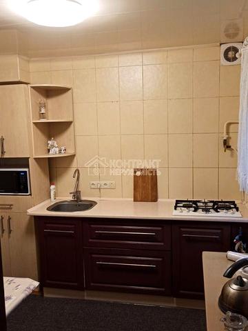 Олександра Олеся вул., 12