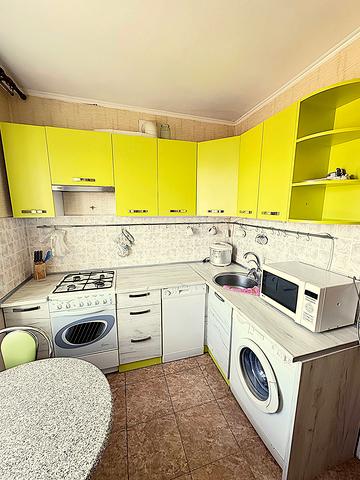 Генерала Генадія Воробйова вул. (Курська), 12-Б