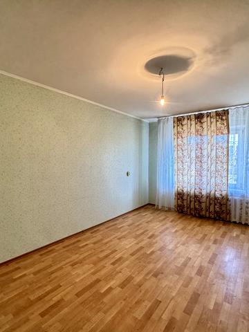 Олександри Екстер вул. (Марини Цвєтаєвої), 3