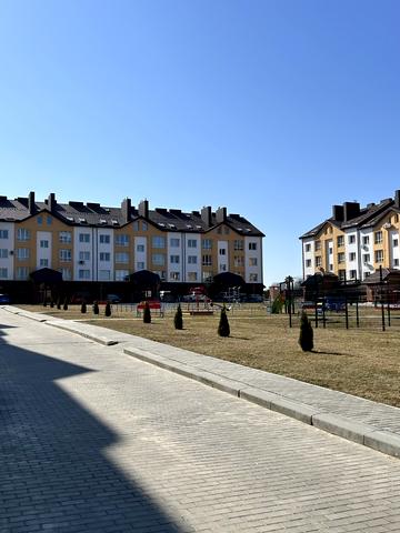 Героїв Крут вул., 8