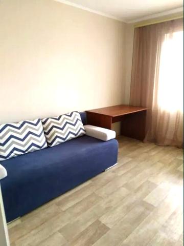 Академіка Єфремова вул. (Командарма Уборевича), 7