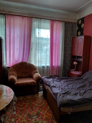 Райдужна вул., 28