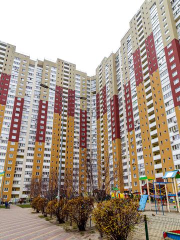 Сергія Данченка вул., 3