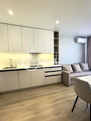 Європейського Союзу просп. (Правди), 53/46