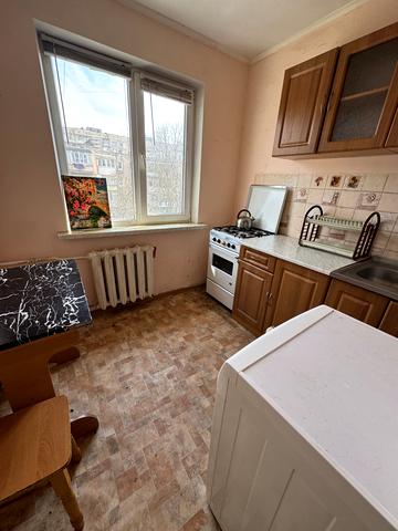 Героїв Крут вул. (Валентини Терешкової), 2/3