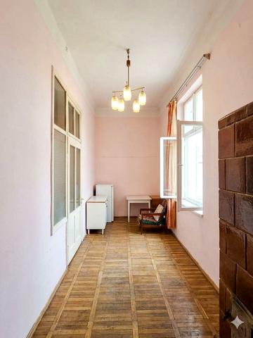 Степана Руданського вул., 3