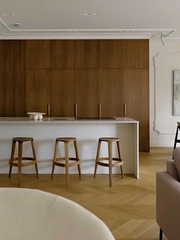 Антоновича вул. (Горького), 44