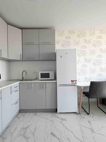 Олега Мудрака вул. (Генерала Наумова), 1-Б