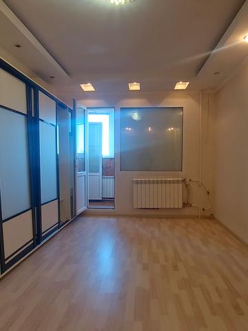 Рональда Рейгана вул., 9