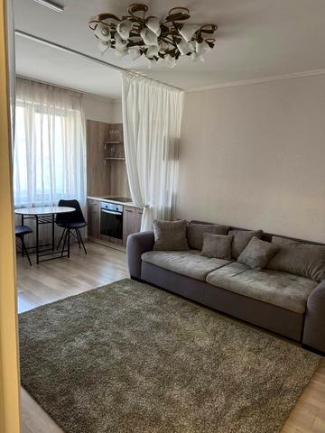 Василя Тютюнника вул. (Анрі Барбюса), 5-Б