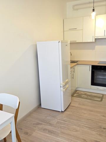 Любомира Гузара просп. (Космонавта Комарова), 13