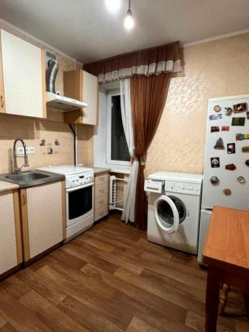 Ольжича вул., 27/22