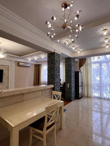 Академіка Андрія Сахарова вул., 58а