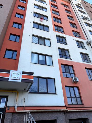 Гетьмана Петра Дорошенка вул., 22б