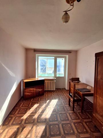 Катаєва вул., 9