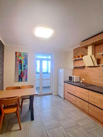 Героїв Харкова просп. (Московський), 131-Г