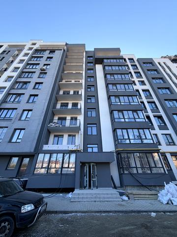 Довга вул., 30