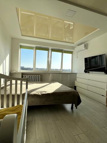 Копальна вул., 6