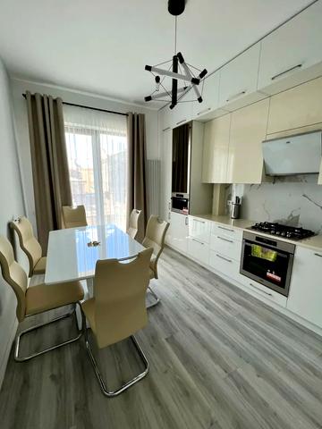 Володимира Антоновича вул. (), 31а