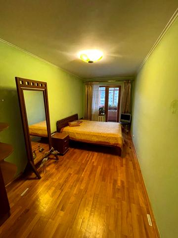 Осіння вул., 13