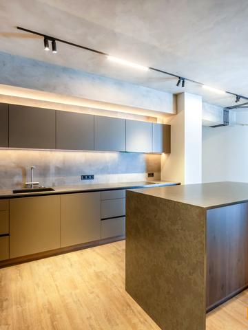 Нижній Вал вул., (Будинок 1)