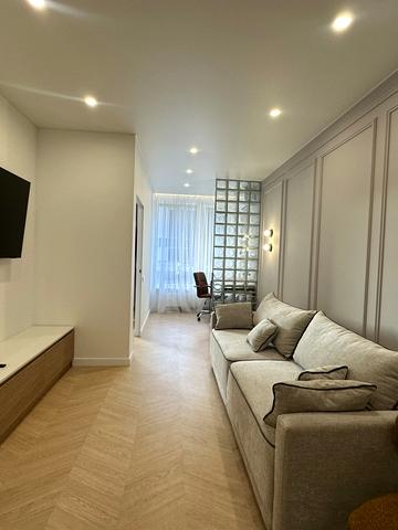 Голосіївський просп. (40-річчя Жовтня), 76